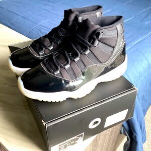 Air Jordan 11 Retro Jubilee / 25th Anniversary Size 10 Women’s